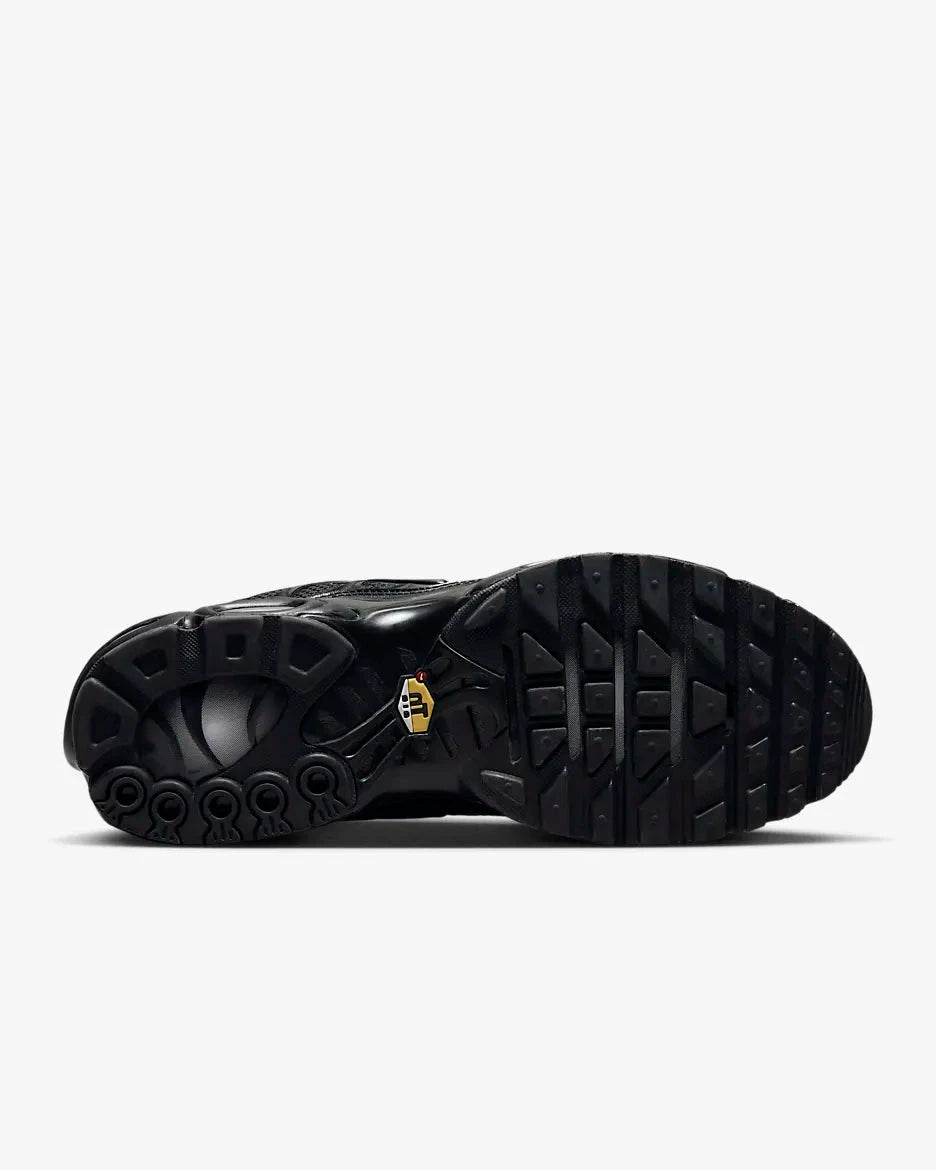 Nike Air Max Plus “Triple Black”