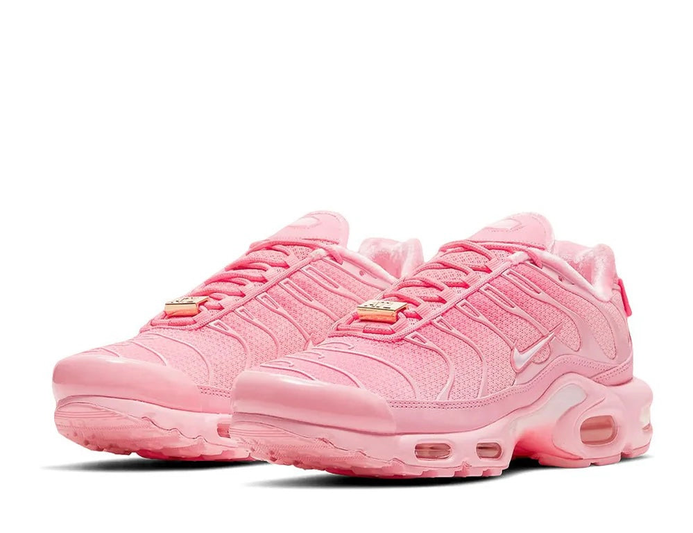 Nike Air Max Plus “Baby Pink”