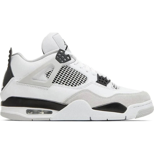 Air Jordan 4 Retro ‘Military Black’