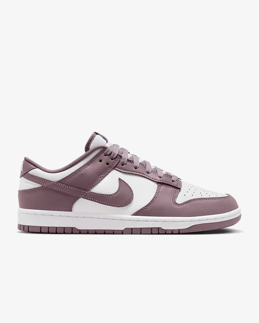 Nike Dunk Low Retro “Violet Purple”