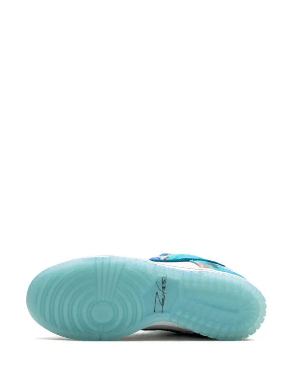 Nike x Futura Laboratories SB Dunk Low