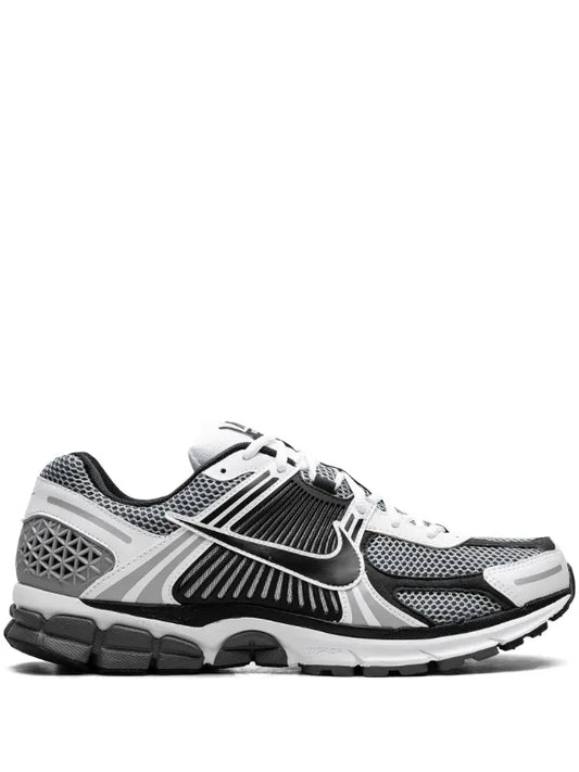 Nike Zoom Vomero 5 SE SP “Black/Metallic Silver”