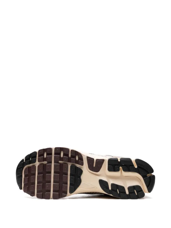 Nike Zoom Vomero 5 “Sanddrift/Muslin/Khaki/Earth